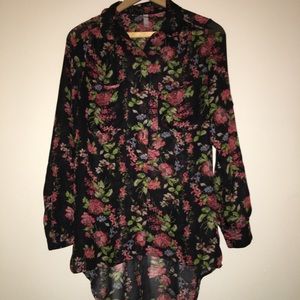 Floral print blouse